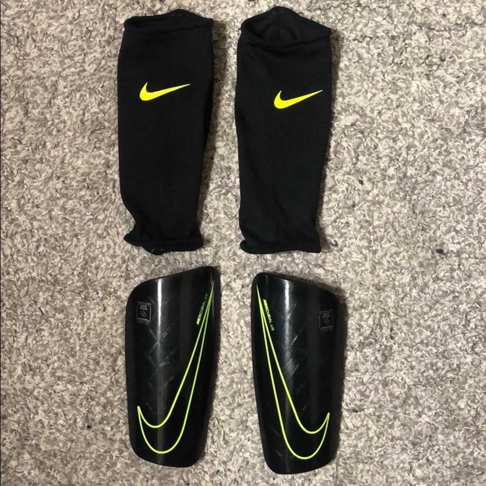 Nike Mercurial Lite Shin Guards Black/Lime